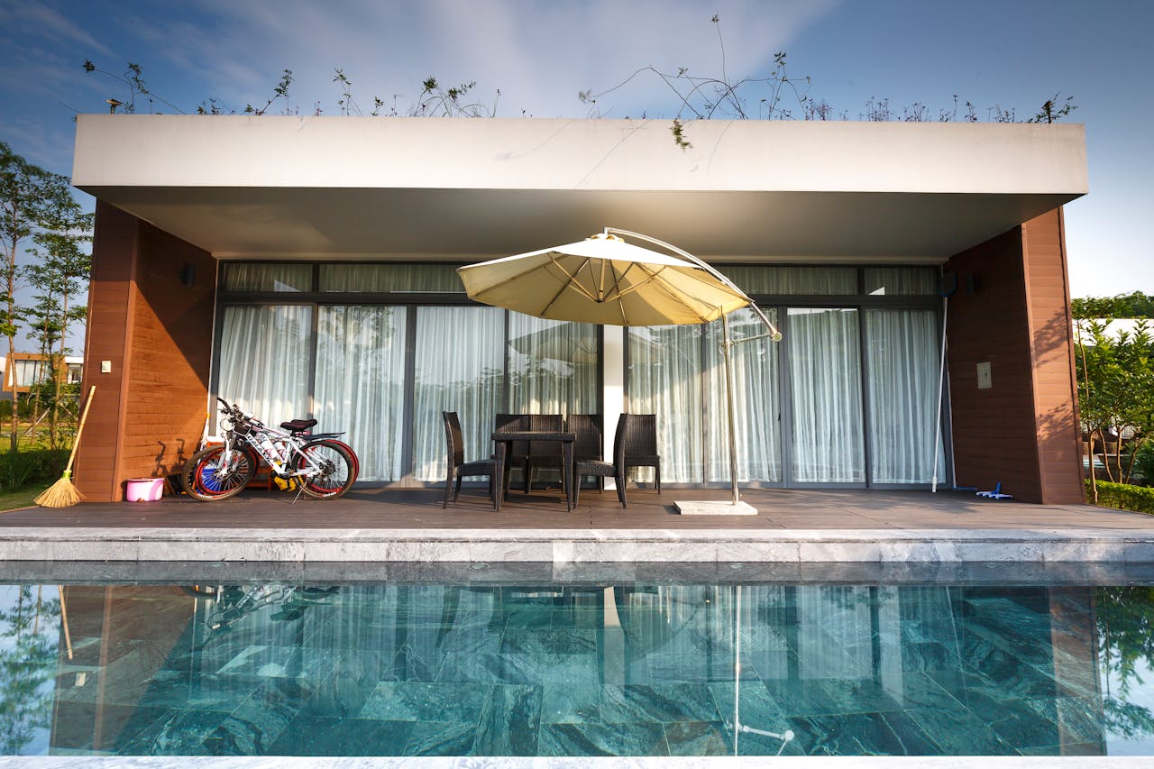 Genieten van het Buitenleven met een Overkapping aan Huis